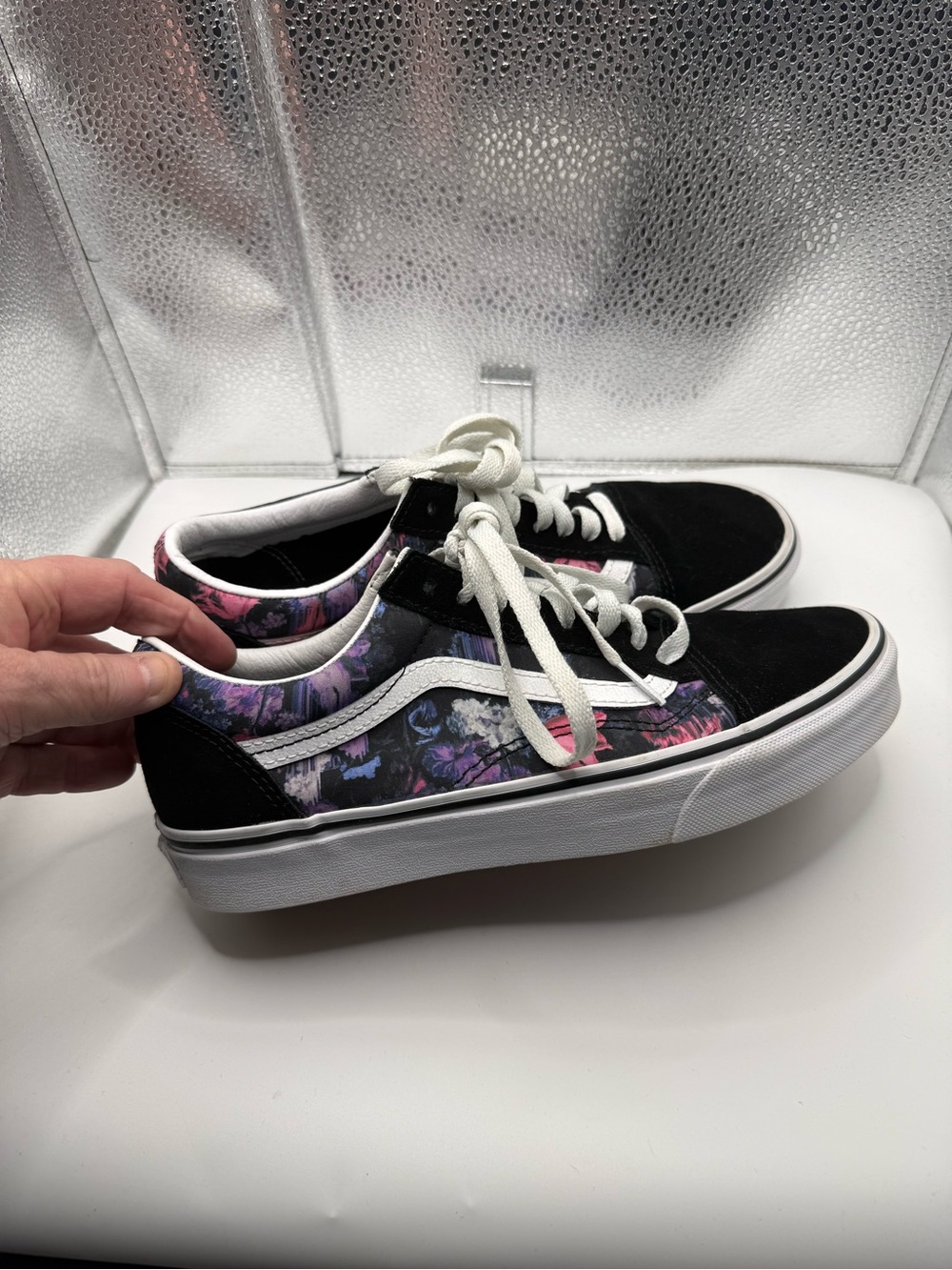 Vans Old Skool Warped Floral Black White US Shoe size 8 women’s